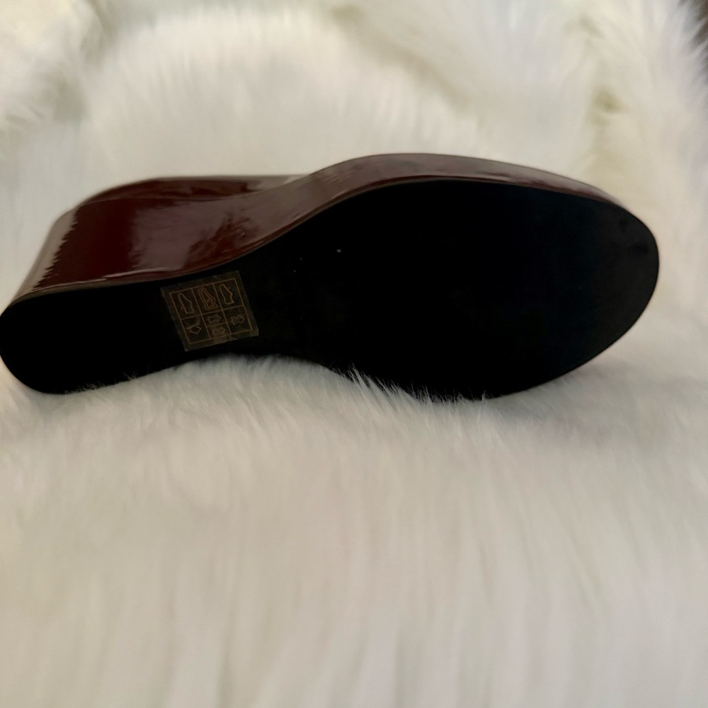 Marc Jacobs Dark Red Patent Heels - Picture 6 of 9